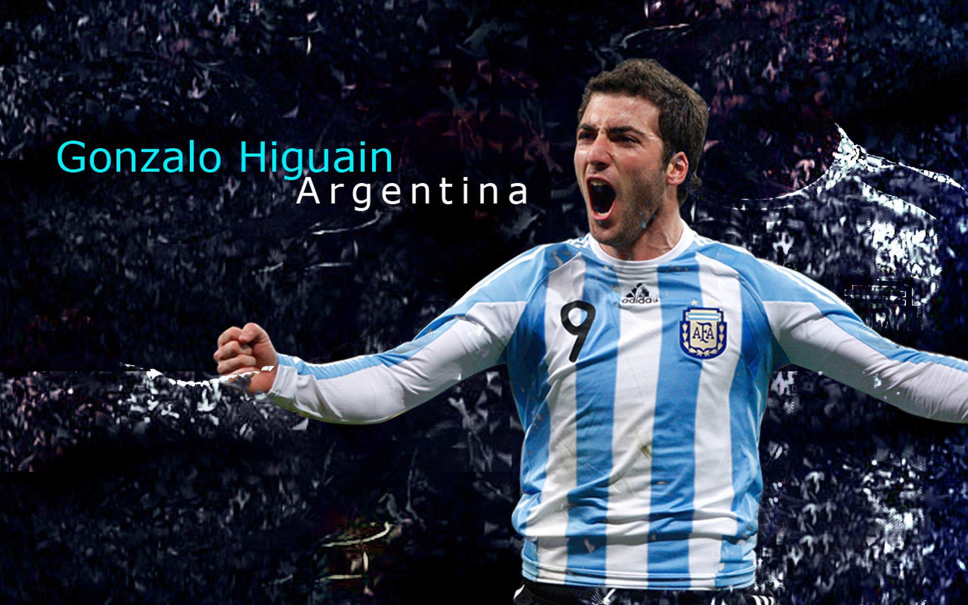 女子仰泳后程冲刺表现抢眼，仰泳女主角叫什么